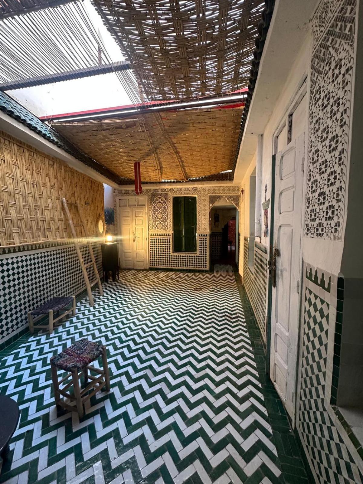 Apartment Sarsar Azbezt *